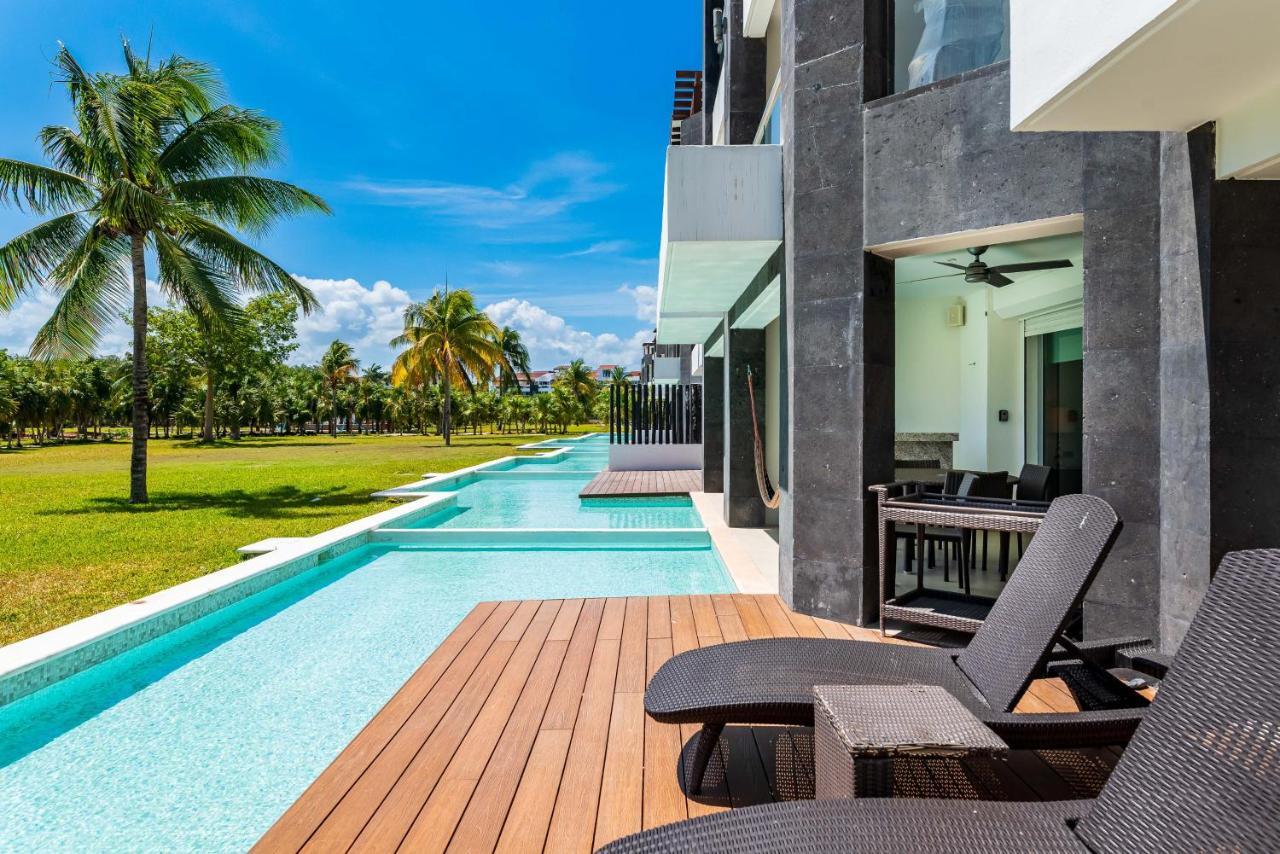 Mareazul Beach Front Condos At Playa Del Carmen Exterior photo